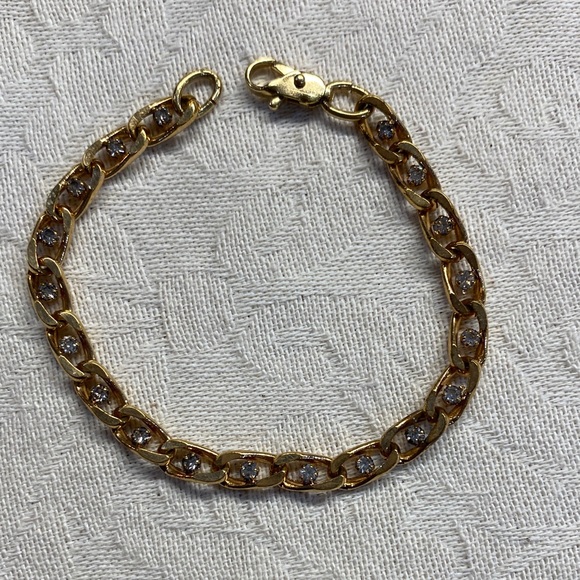 Jewelry - Elegant Vintage 1970 Women's Bracelet 6-1/2 inch with Clear Stones